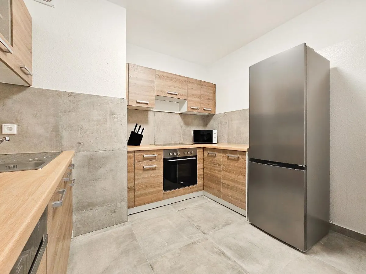 Raj Living - 2 Or 3 Room Apartments - 15 Min Zur Messe Dus & 10 Min Old Town Dus Düsseldorf